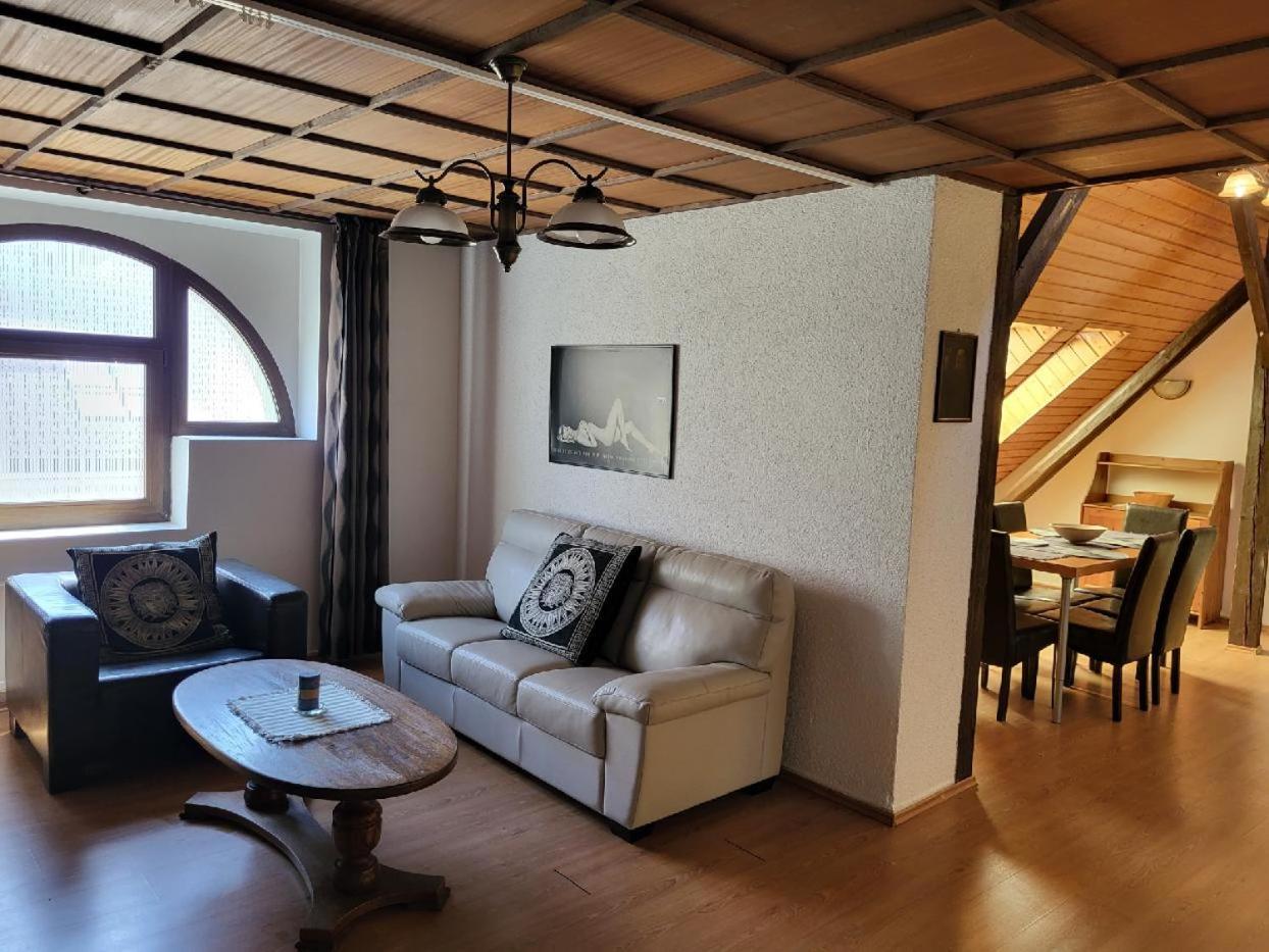 Sunflower Prague Apartments And Suites Exterior photo
